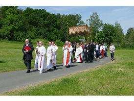 Bittprozession an Pfingstmontag (Foto: Karl-Franz Thiede)